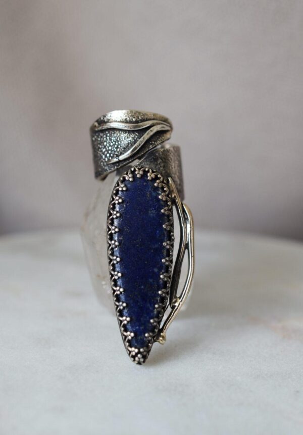 Regulowany pierścień z lapis lazuli